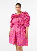 Blommig kl&auml;nning med puff&auml;rmar och knytsk&auml;rp, Rosa, Model image number 0