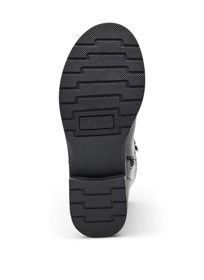 Wide fit - Hög läderstövel med dekorativa spännen, Svart, Packshot