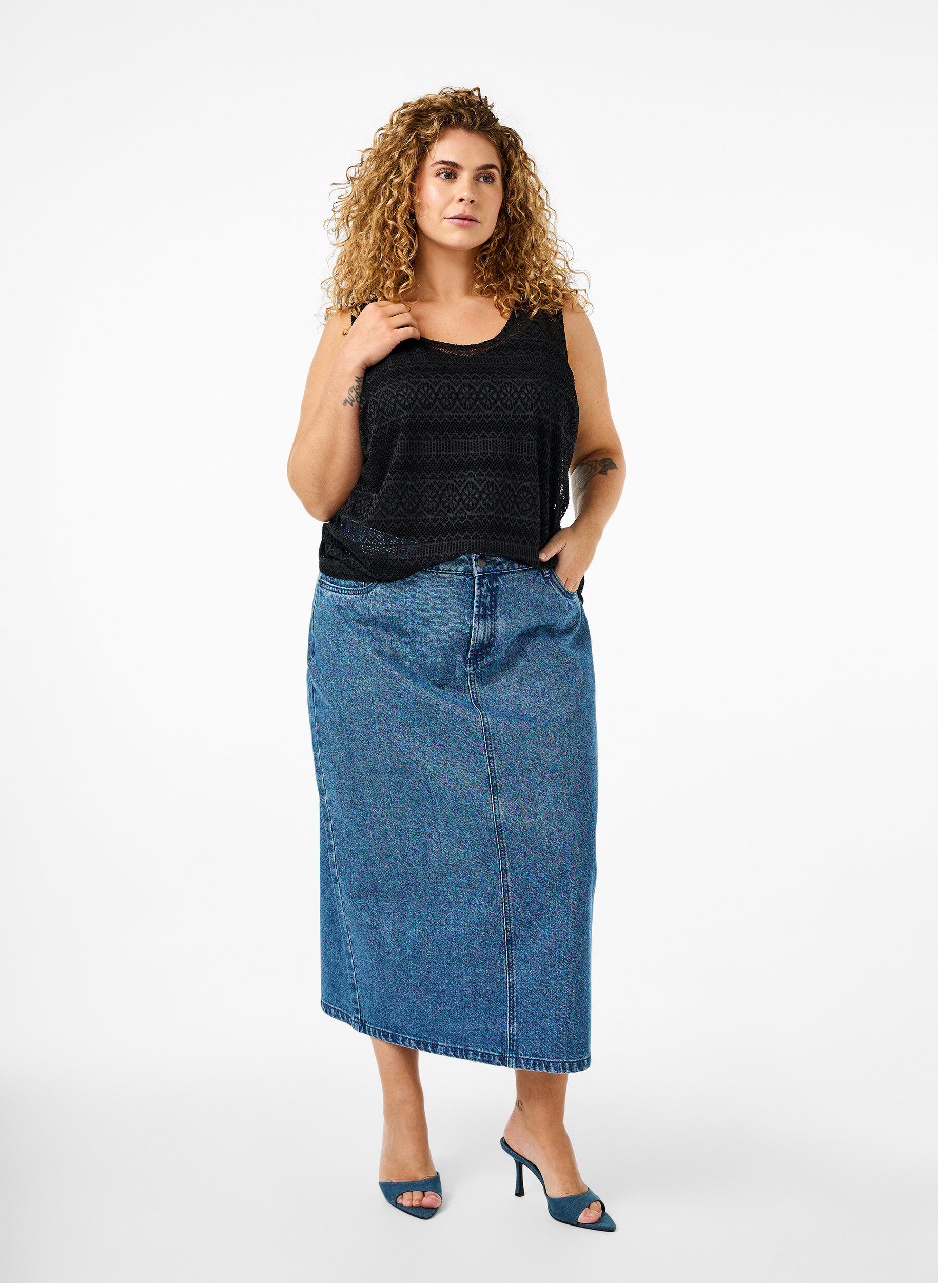 Zizzi &Auml;rml&ouml;s topp med h&aring;lm&ouml;nster, Black, Model image number 2