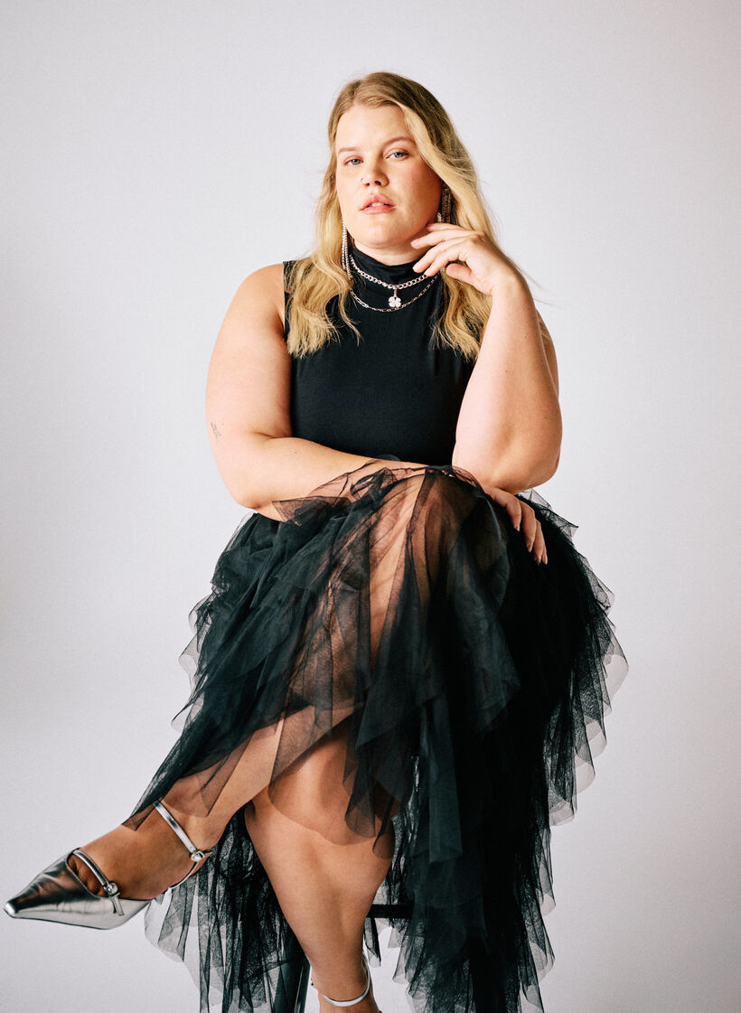 Midikjol i tyll med resår i midjan, Svart, Image image number 0