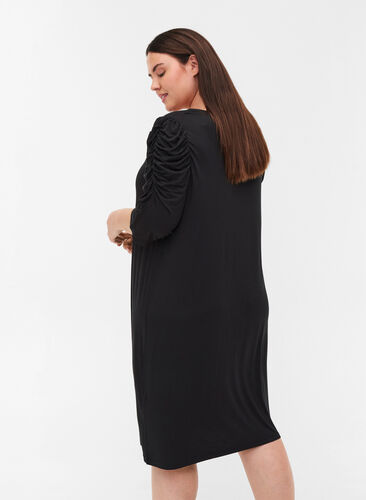 Viskosklänning med rynkade ärmar med 2/4-längd, Black, Model image number 1