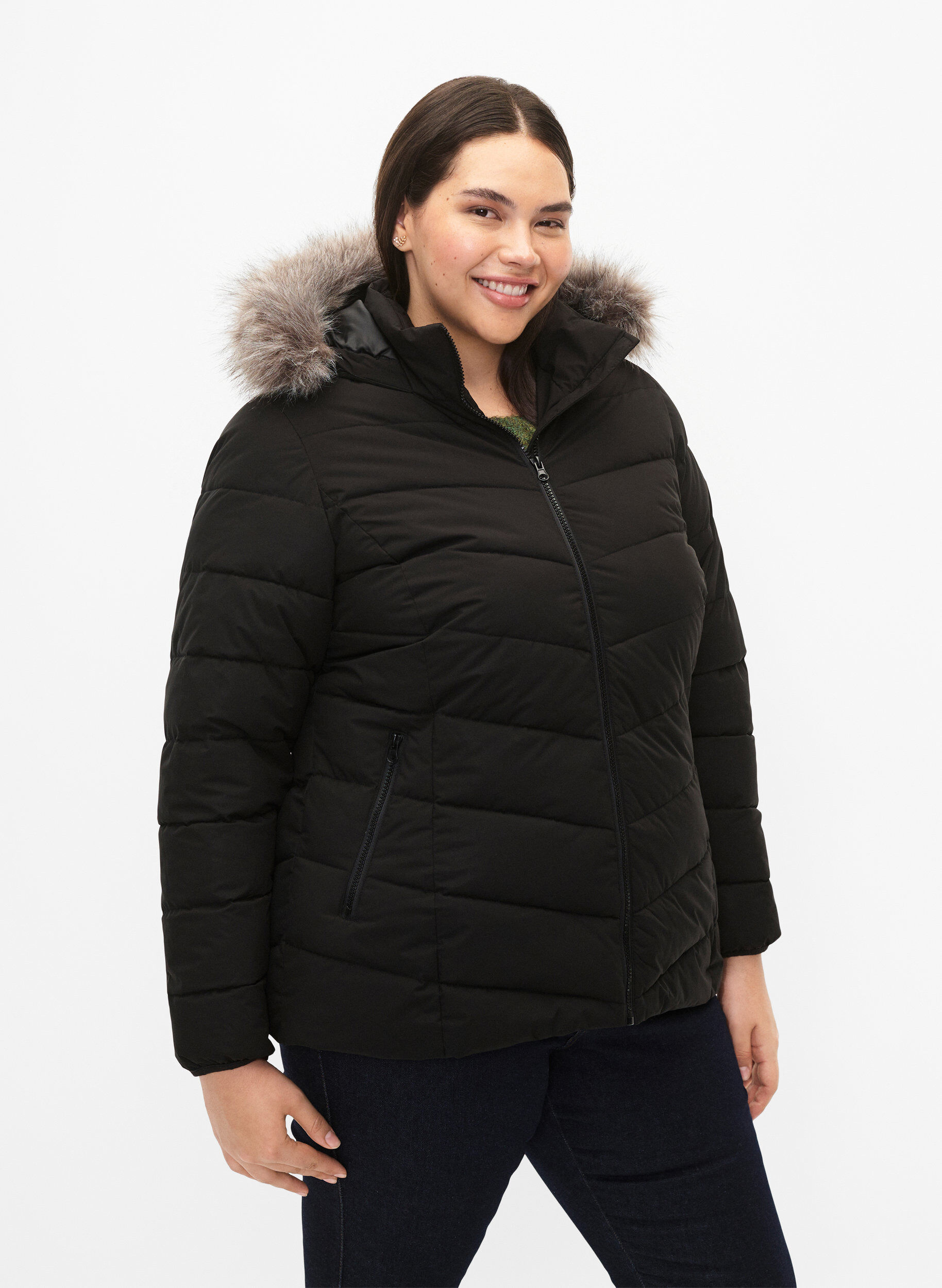 ZizziKort pufferjacka med huva, Svart, Model image number 0