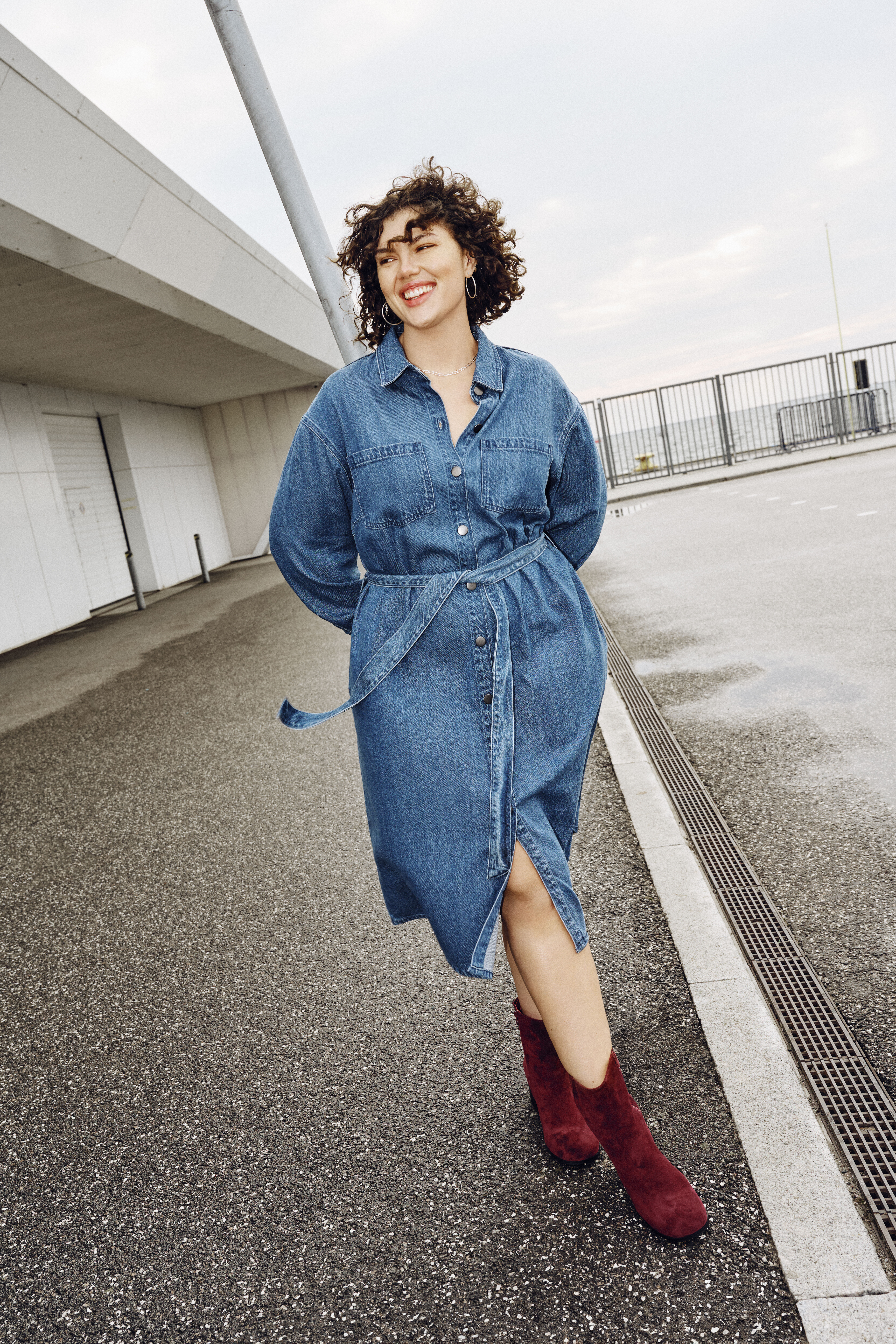 Jeanskjol med knytb&auml;lte, , Model