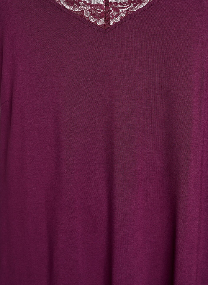 Nattlinne i viskos med spetskant, M&ouml;rk Bordeaux, Packshot image number 2