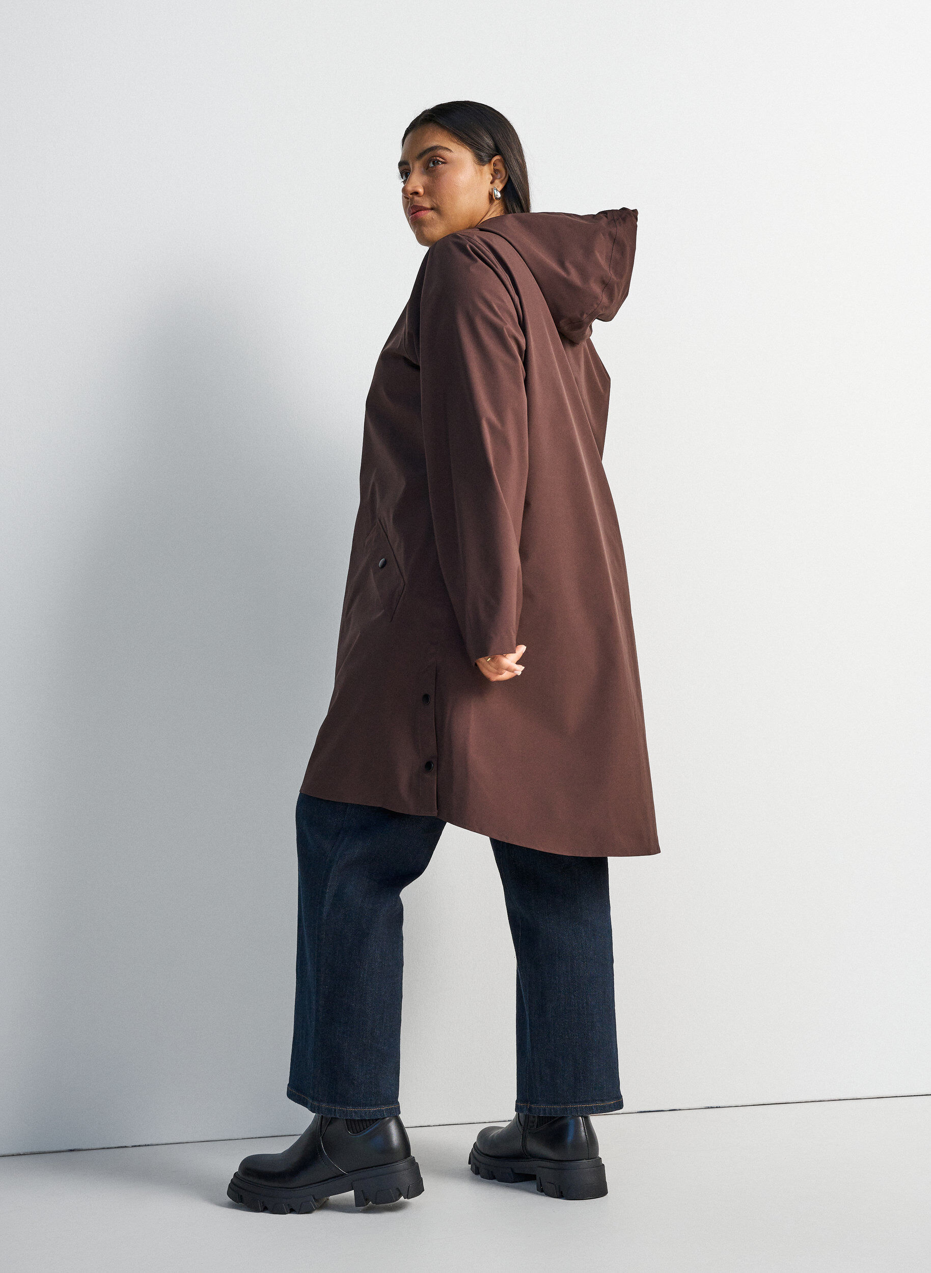ZizziRegnkappa med fickor och huva, Brun, Model image number 2