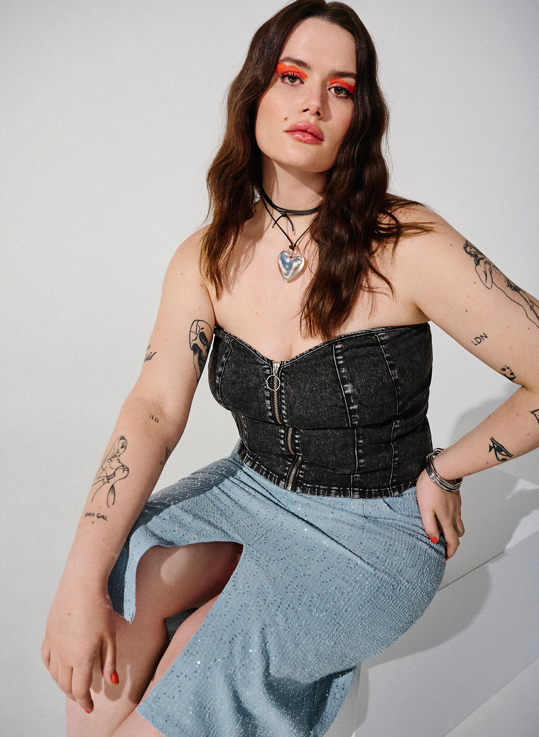 Zizzi Denimkjol med slits och paljetter, Light Blue Denim, Image image number 0