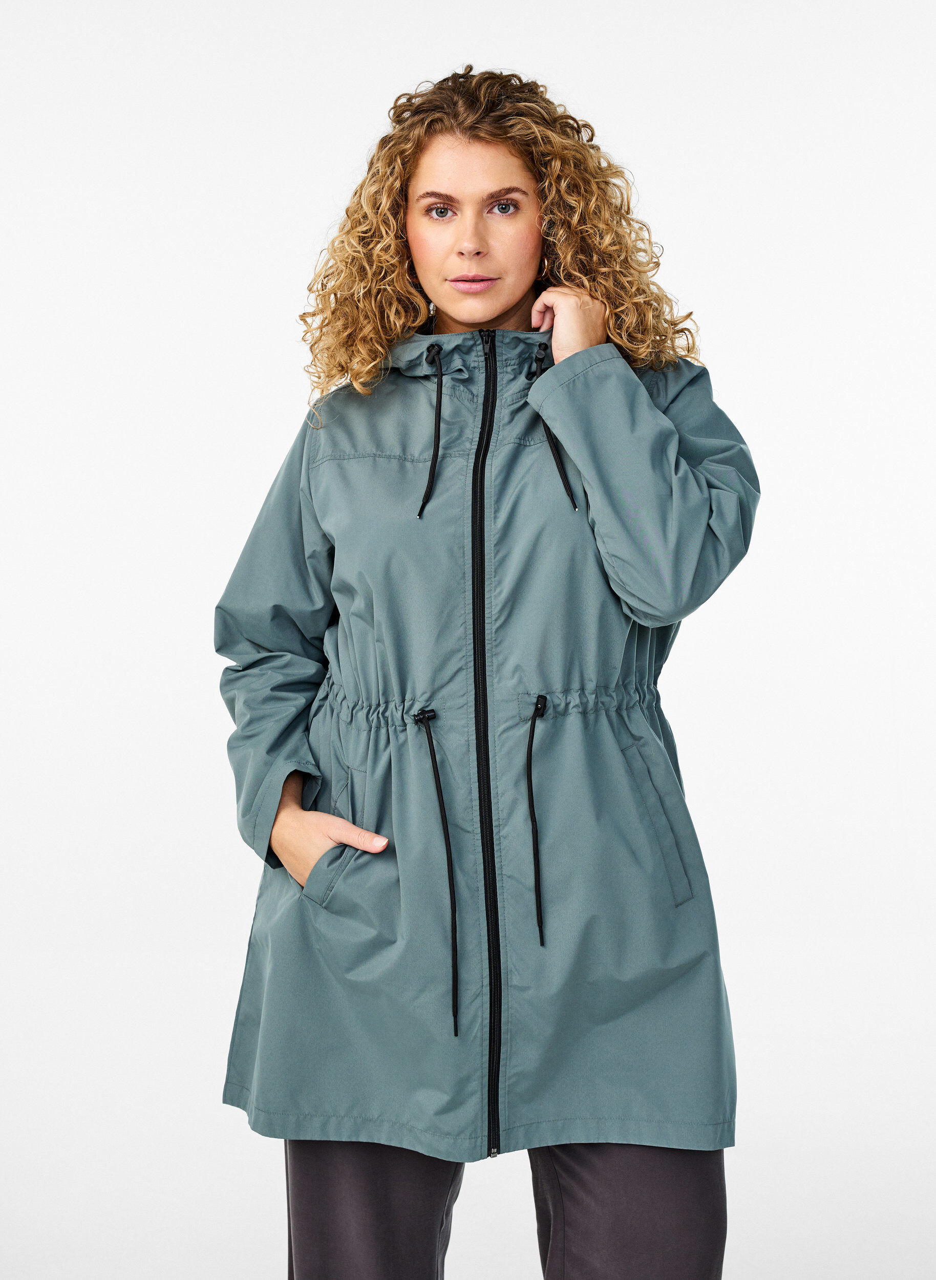 FLASH - Vattenavvisande parkas med huva, Gr&ouml;n, Model