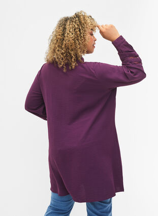 Långskjorta med spetsdetaljer, Deep Purple, Model image number 1