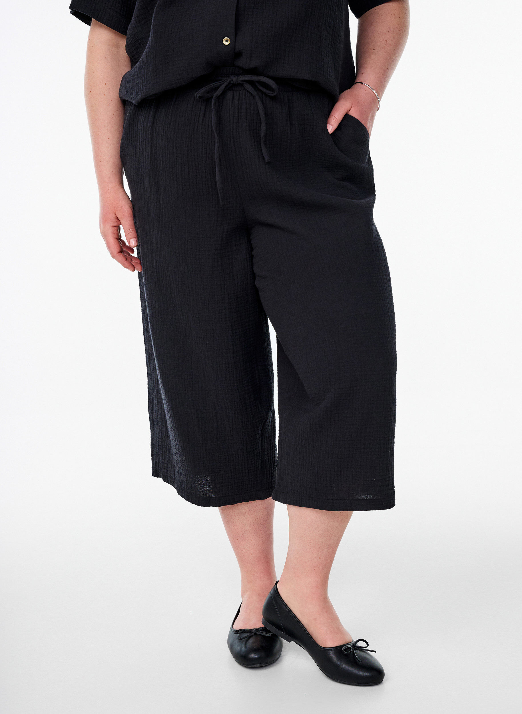 ZizziCulotte-byxor med h&ouml;g midja, Svart, Model image number 2