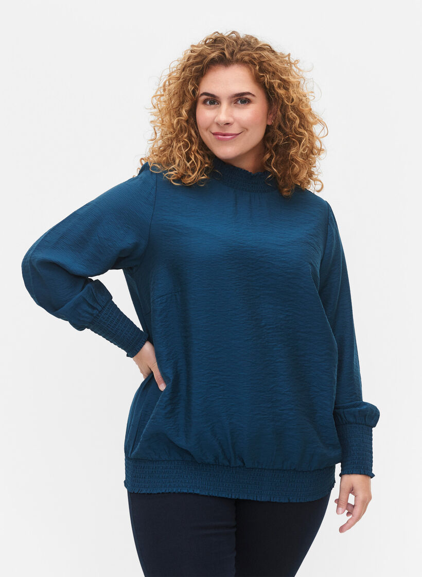 Viskosblus med smock, Reflecting Pond, Model image number 0