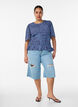 Croppade jeans med en sliten look och r&aring;a kanter, Bl&aring;, Model image number 0