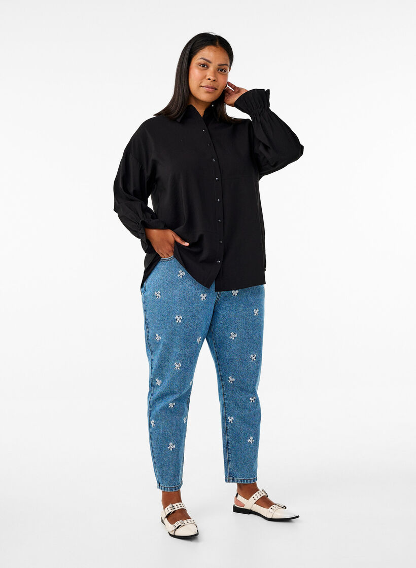 Skjorta med långa ärmar och volangdetaljer, Svart, Model image number 1