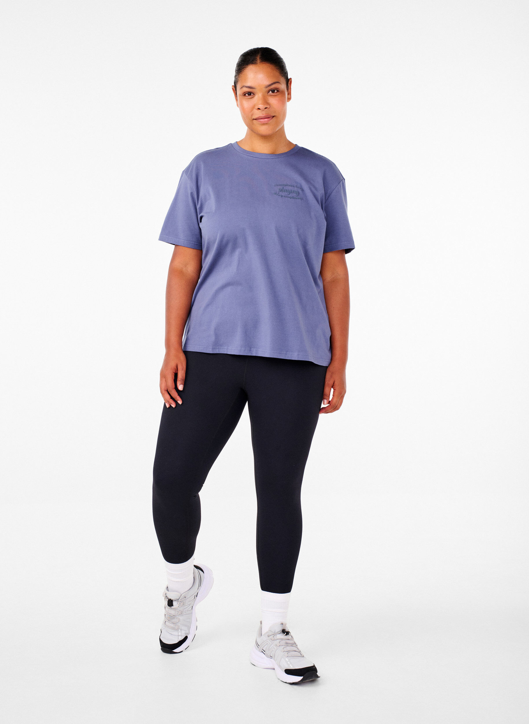 ZizziSportig t-shirt i ekologisk bomull, , Model image number 1