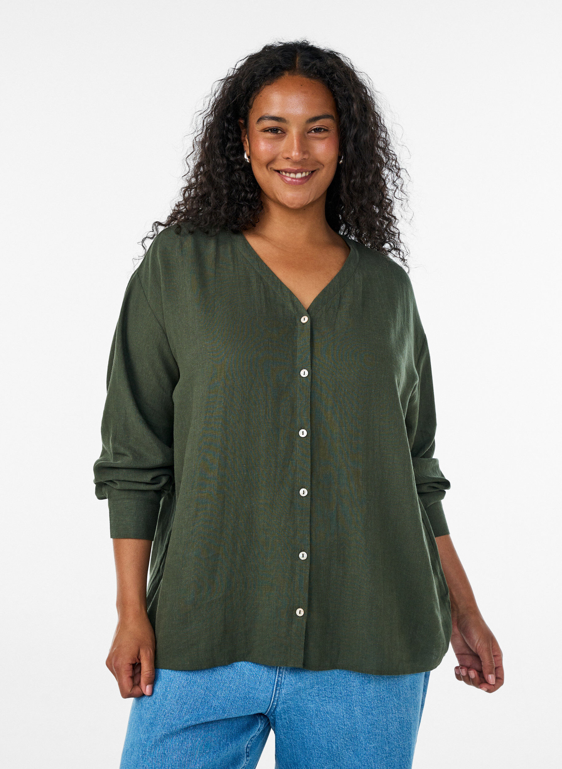 Blus i linne och viskos med v-ringning, Gr&ouml;n, Model