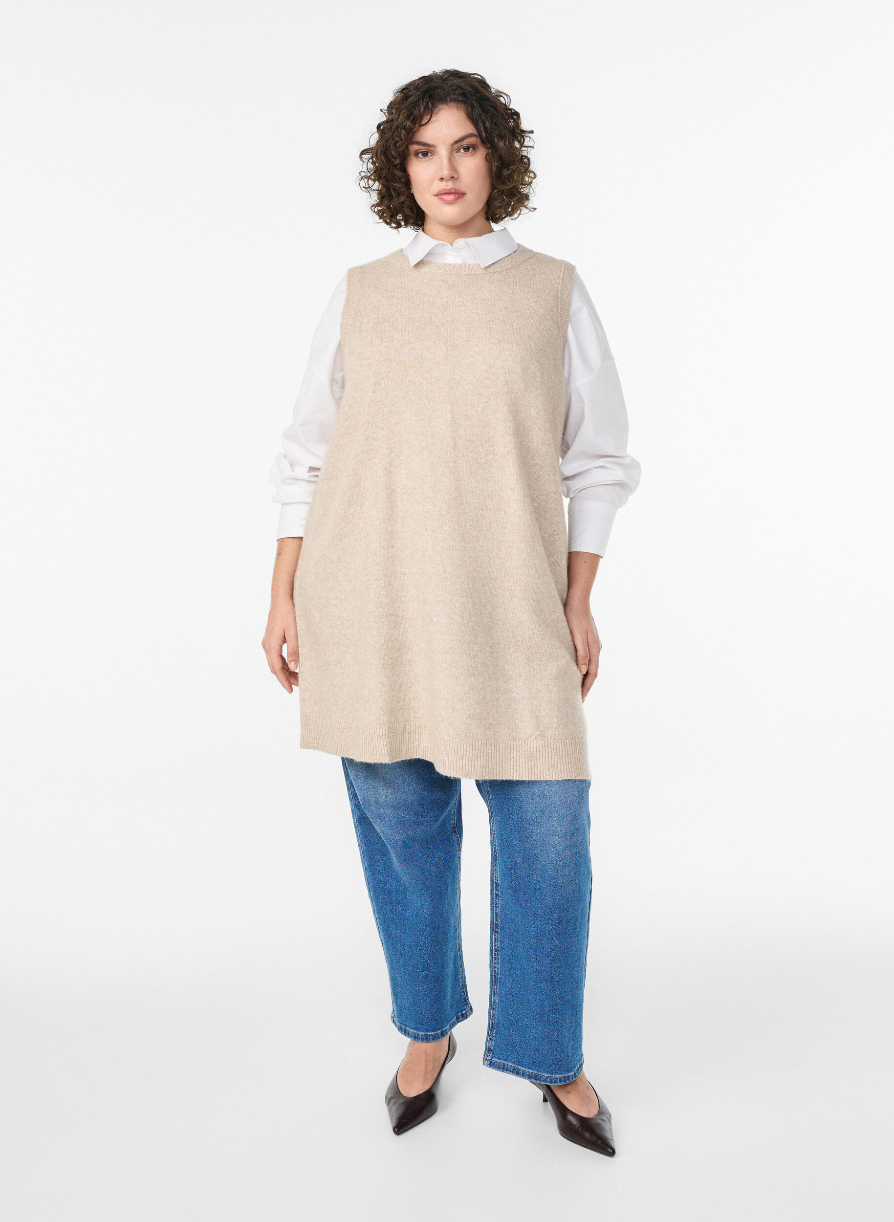 ZizziKort &auml;rml&ouml;s stickad kl&auml;nning, Beige, Model image number 1