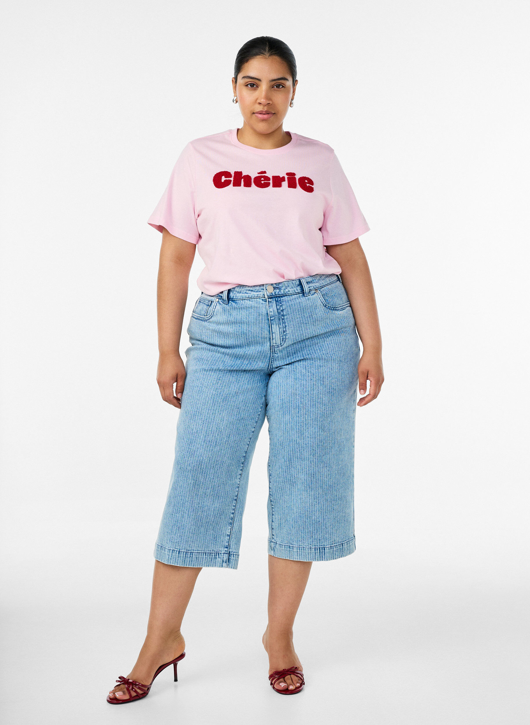 ZizziT-shirt i ekologisk bomull med tryck framtill, Rosa, Model image number 1