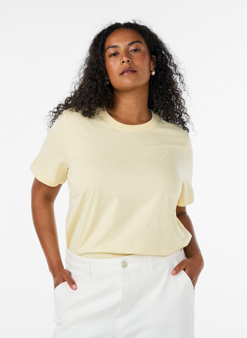 Enkel t-shirt i bomull med rund halsringning, Gul, Model image number 0