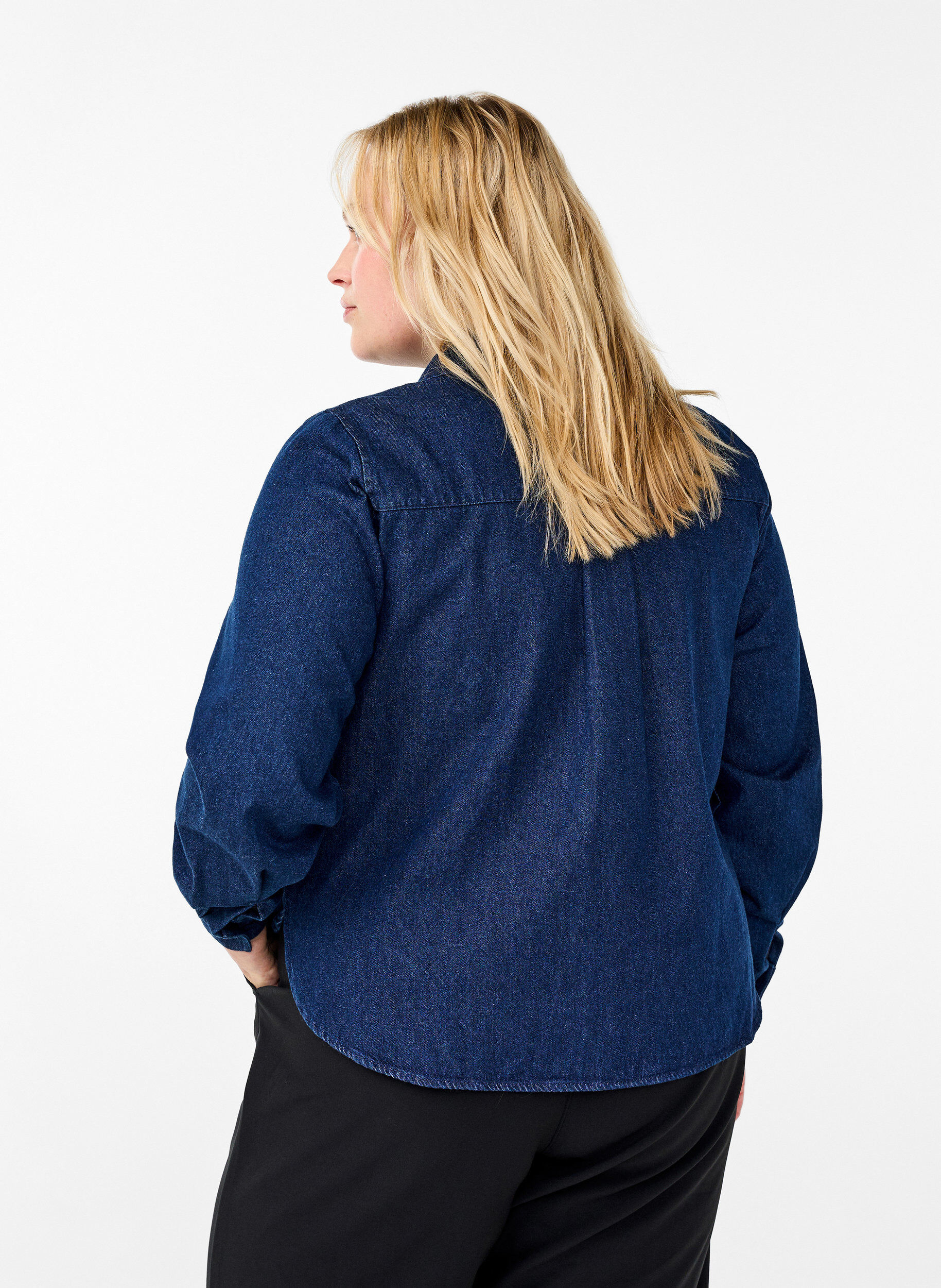 Zizzi Jeansjacka med br&ouml;stficka, Unwashed Denim, Model image number 1