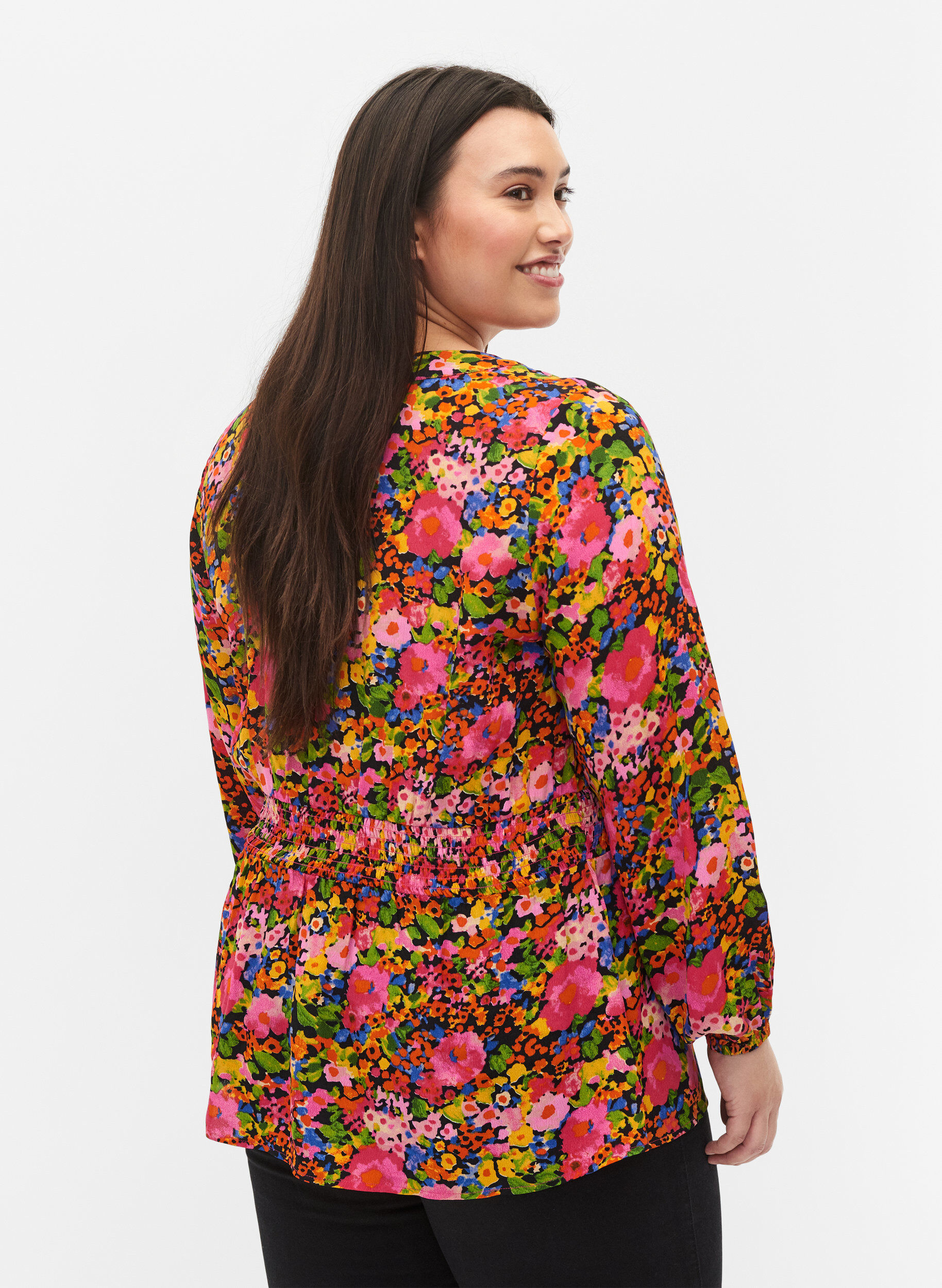 Zizzi Viskosblus med blommigt m&ouml;nster och smock, Neon Flower Print, Model image number 1