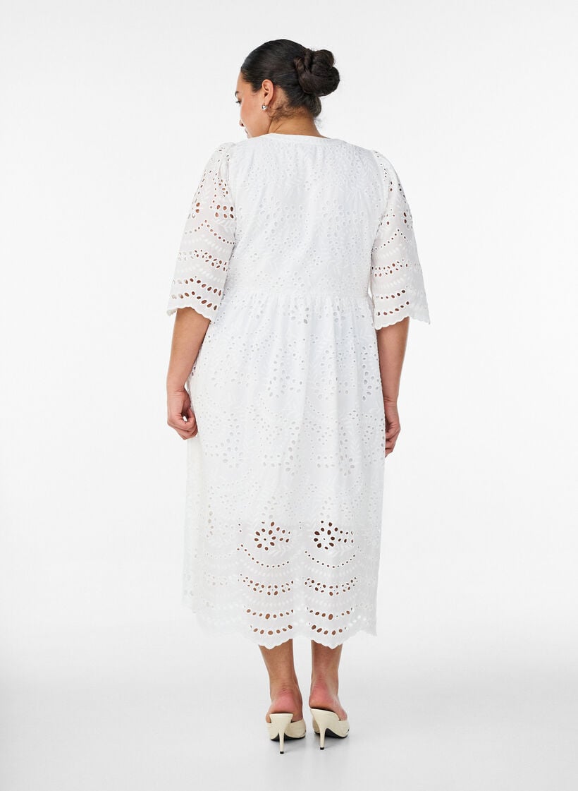 Midikl&auml;nning med broderie anglaise och empirsk&auml;rning, Vit, Model image number 1