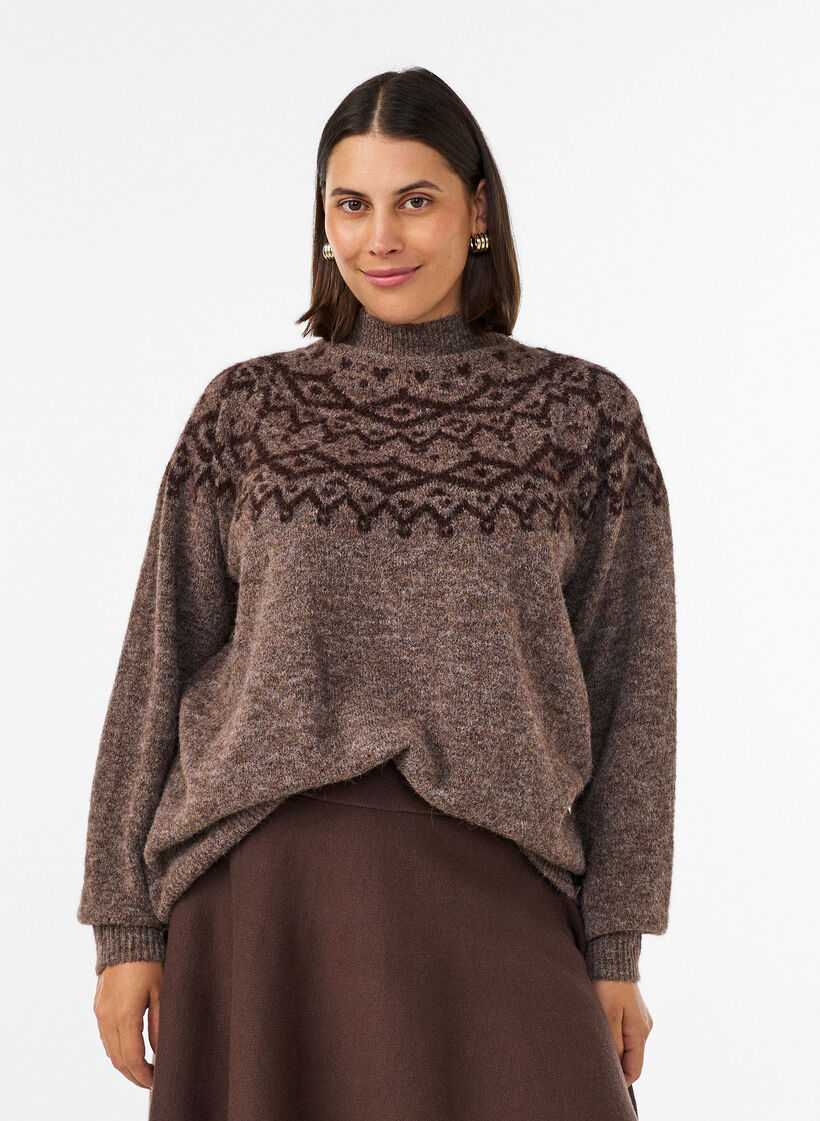 Tr&ouml;ja med nordiskt m&ouml;nster, Brun, Model image number 0