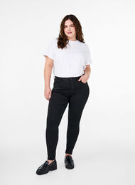 Stay black Amy-jeans med hög midja, Black, Model
