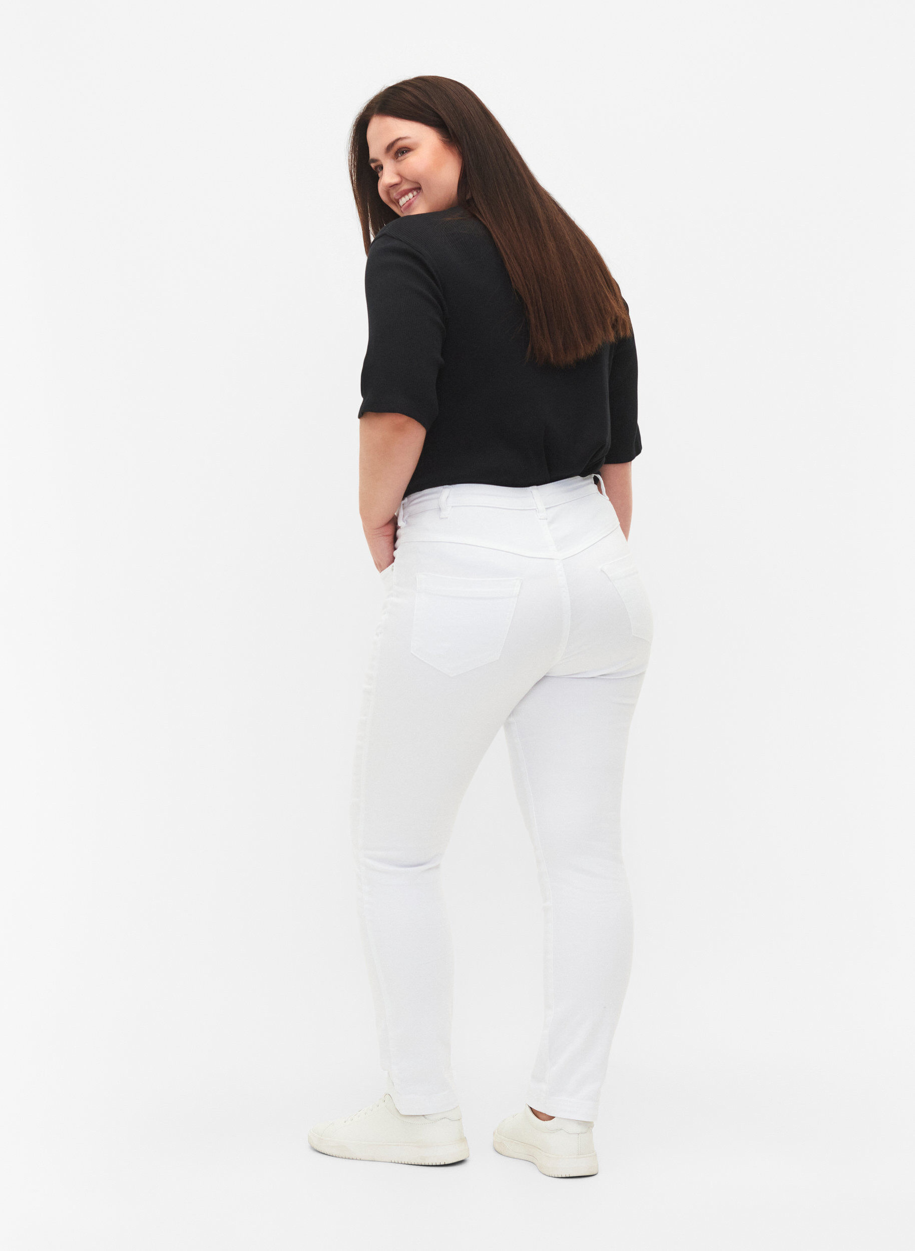 ZizziSlim fit Emily jeans med normalh&ouml;g midja, Vit, Model image number 1