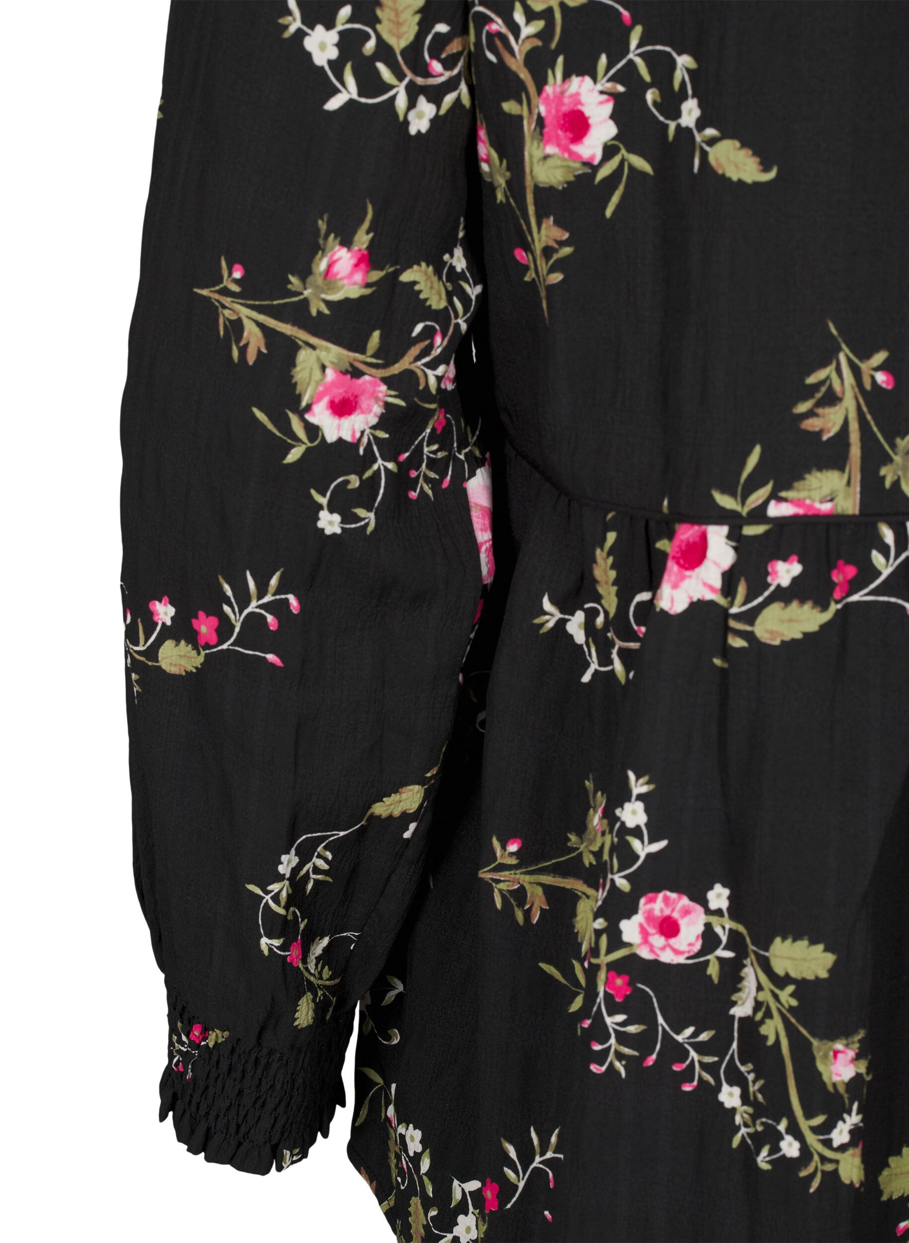 ZizziL&aring;ng&auml;rmad blus med blomm&ouml;nster, Svart, Packshot image number 3