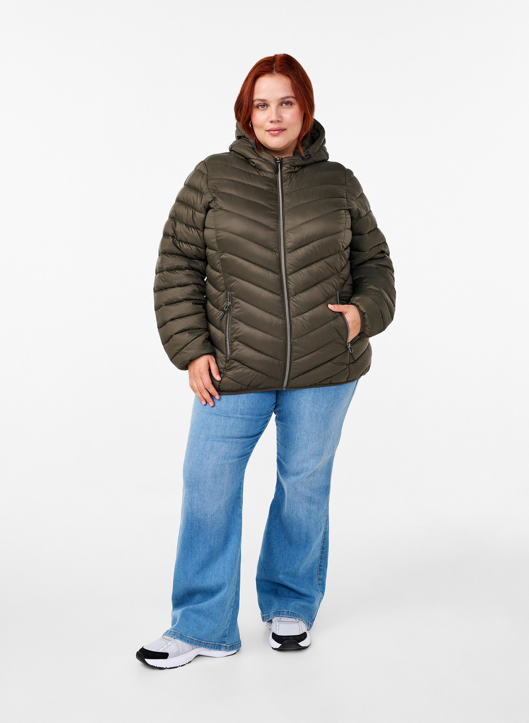 ZizziL&auml;ttviktsjacka med huva, Gr&ouml;n, Model image number 1