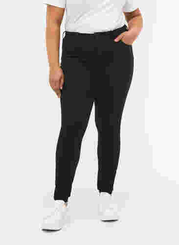 Super slim Amy jeans med hög midja, Black, Model image number 2