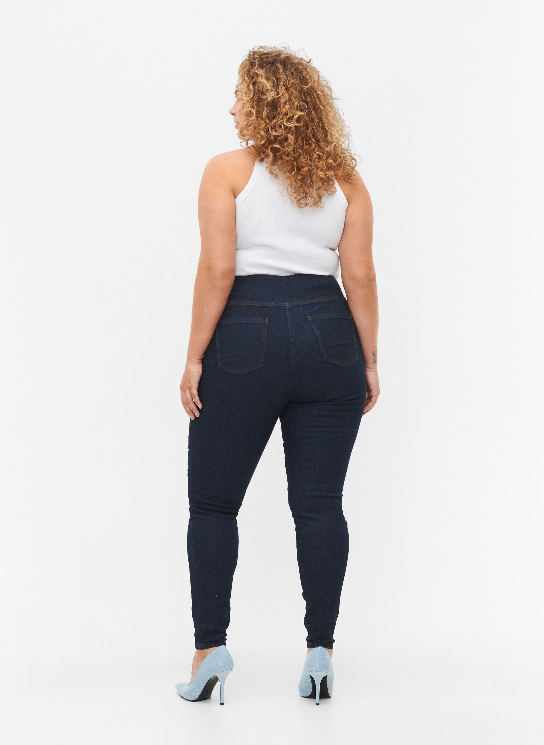 Zizzi Str&auml;ckig bomullsblandning jeggings, Dark blue, Model image number 1