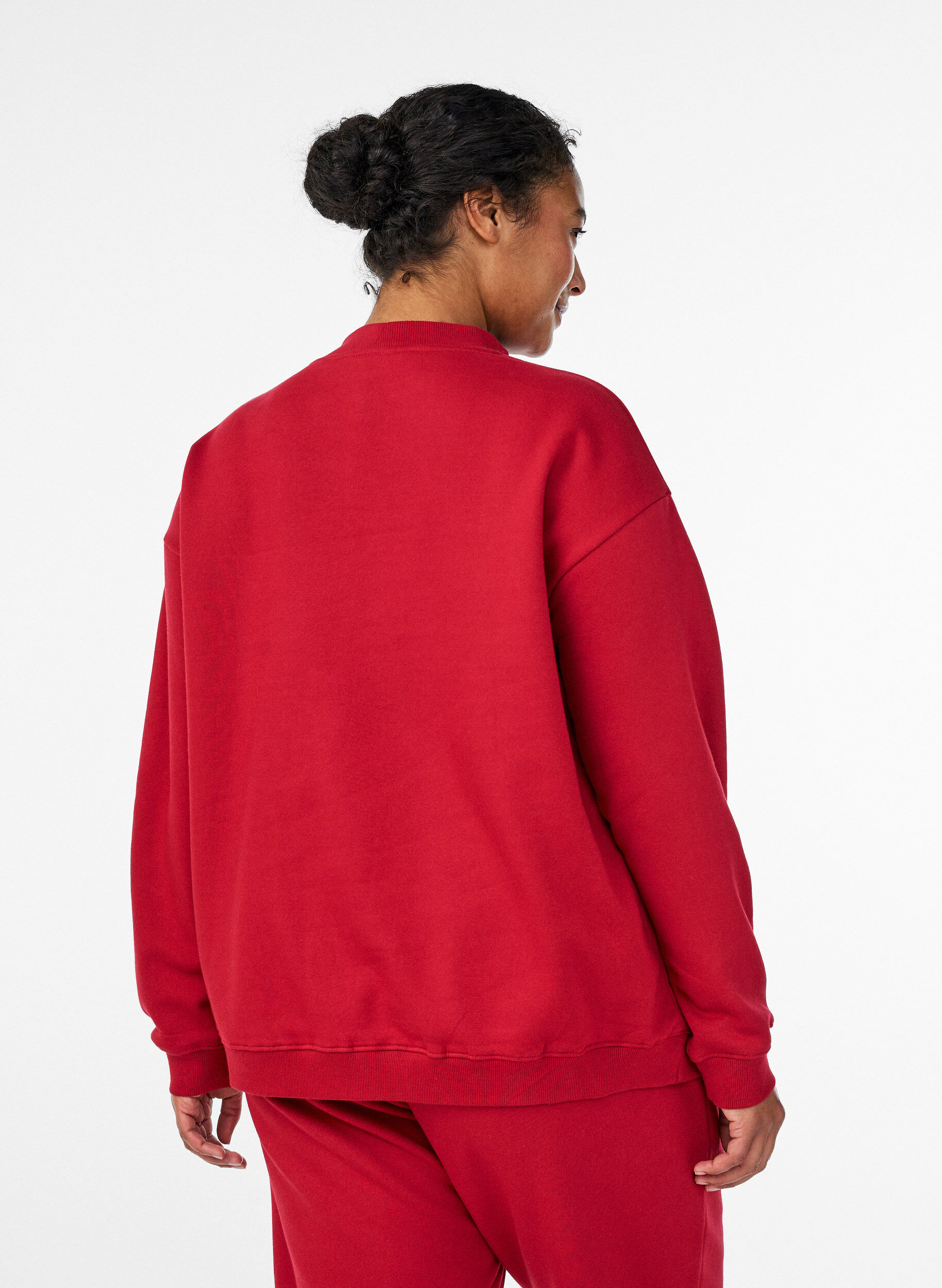 Zizzi Sweatshirt med h&ouml;g hals och l&aring;nga &auml;rmar, R&ouml;d, Model image number 2