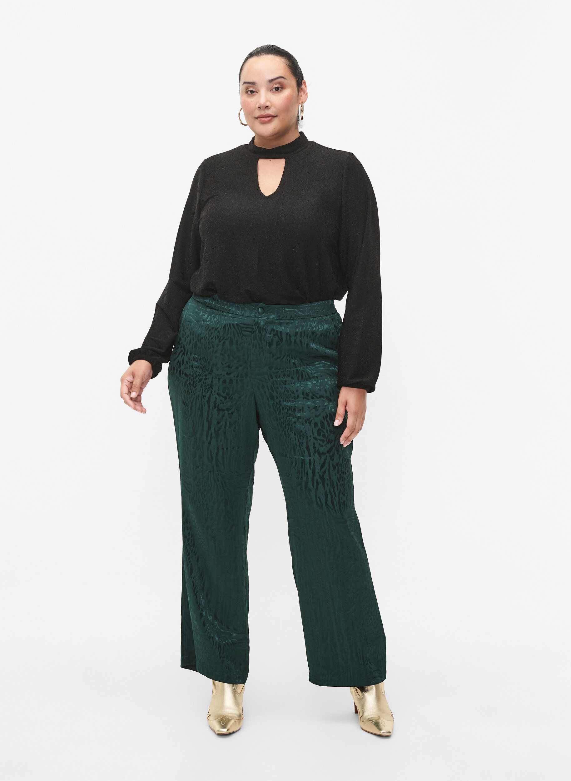 Zizzi L&aring;ng&auml;rmad blus i glitter med rund halsringning och V-detalj, Black Black, Model image number 3