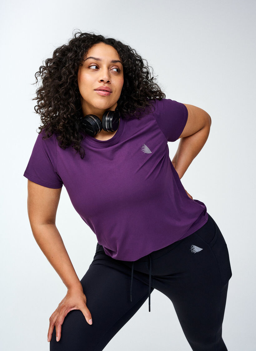 Tränings-T-shirt med smal passform och rund hals, Purple Pennant, Image image number 1