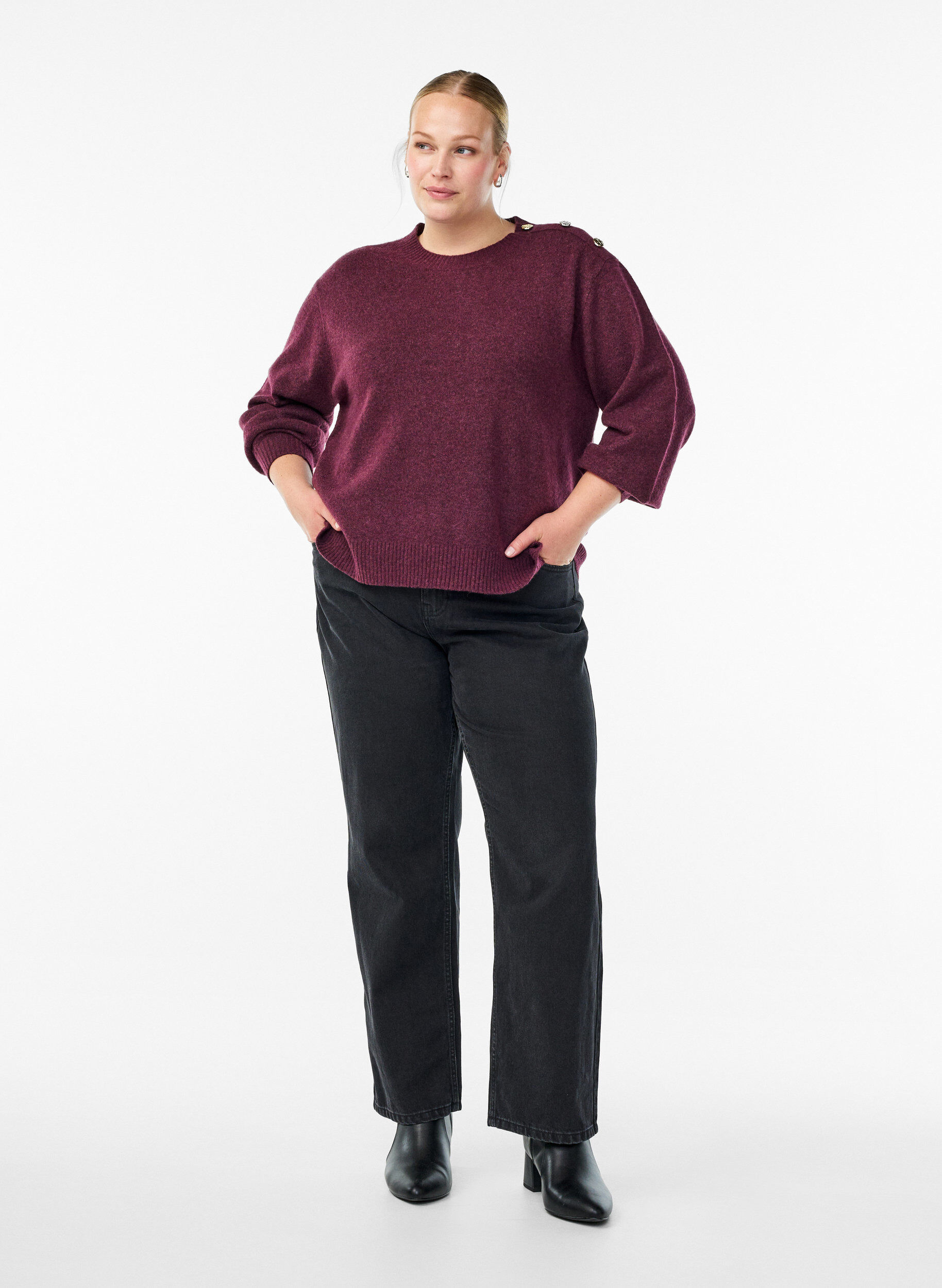 Zizzi Stickad blus med knappdetalj, M&ouml;rk Bordeaux, Model image number 1