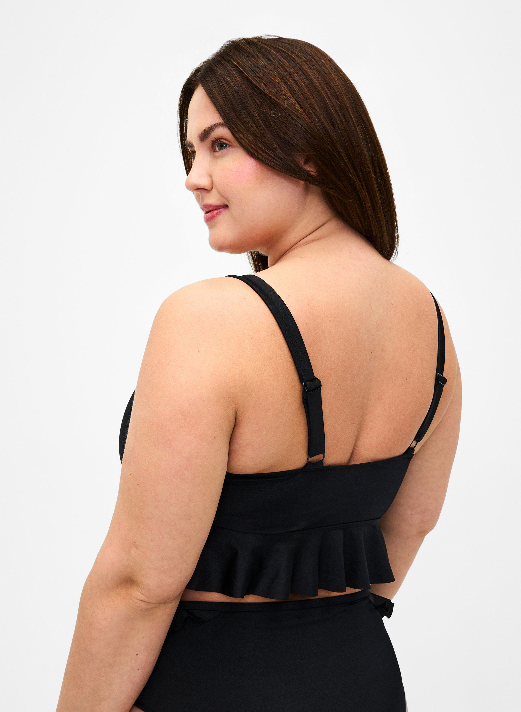 Zizzi Bikinitopp med avtagbar vaddering och volang, Svart, Model image number 1