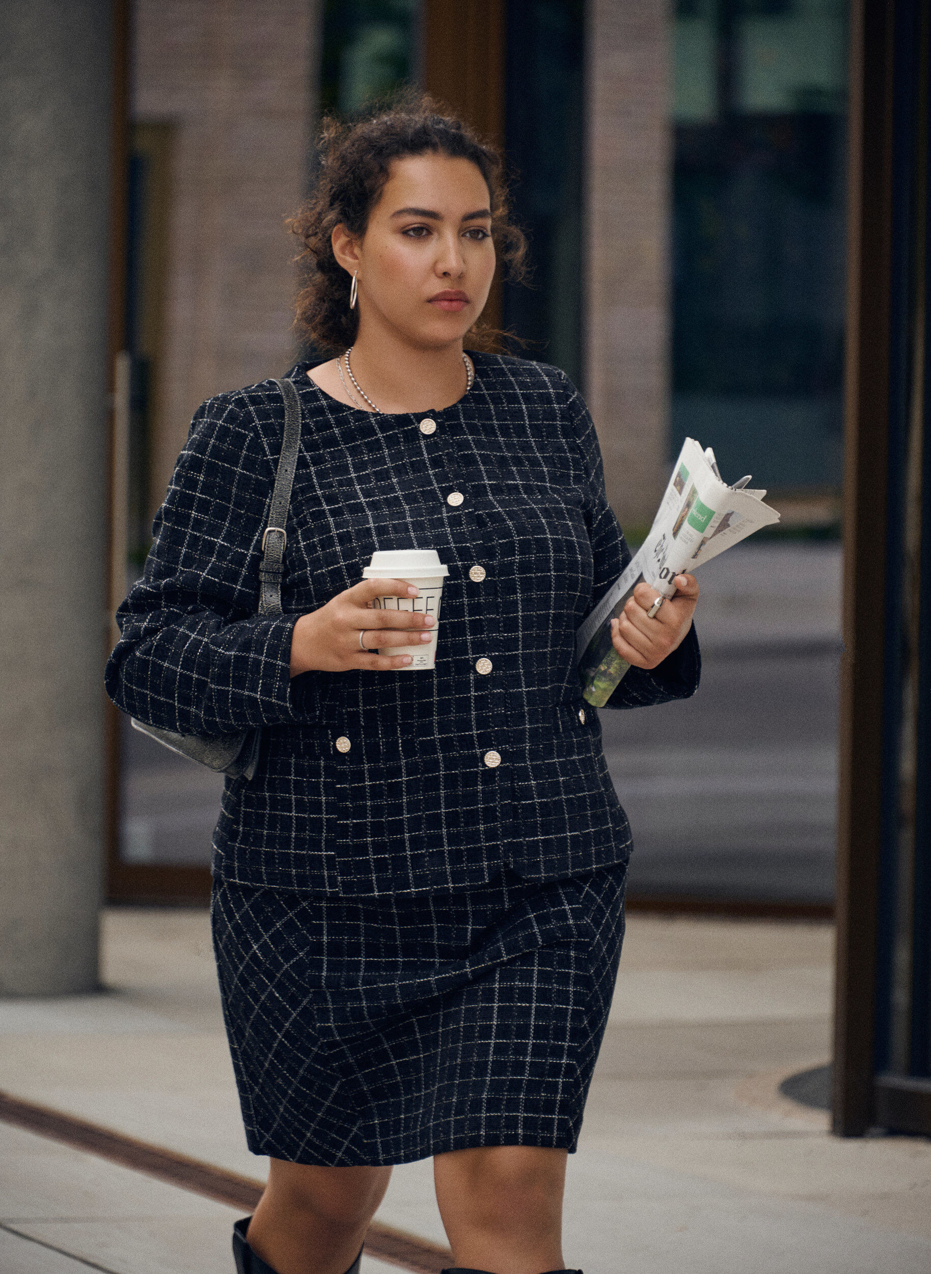 Zizzi Rutig kjol, Svart, Image image number 0