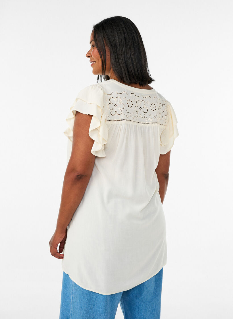 Tunika med broderie anglaise och volang&auml;rmar, Beige, Model image number 2