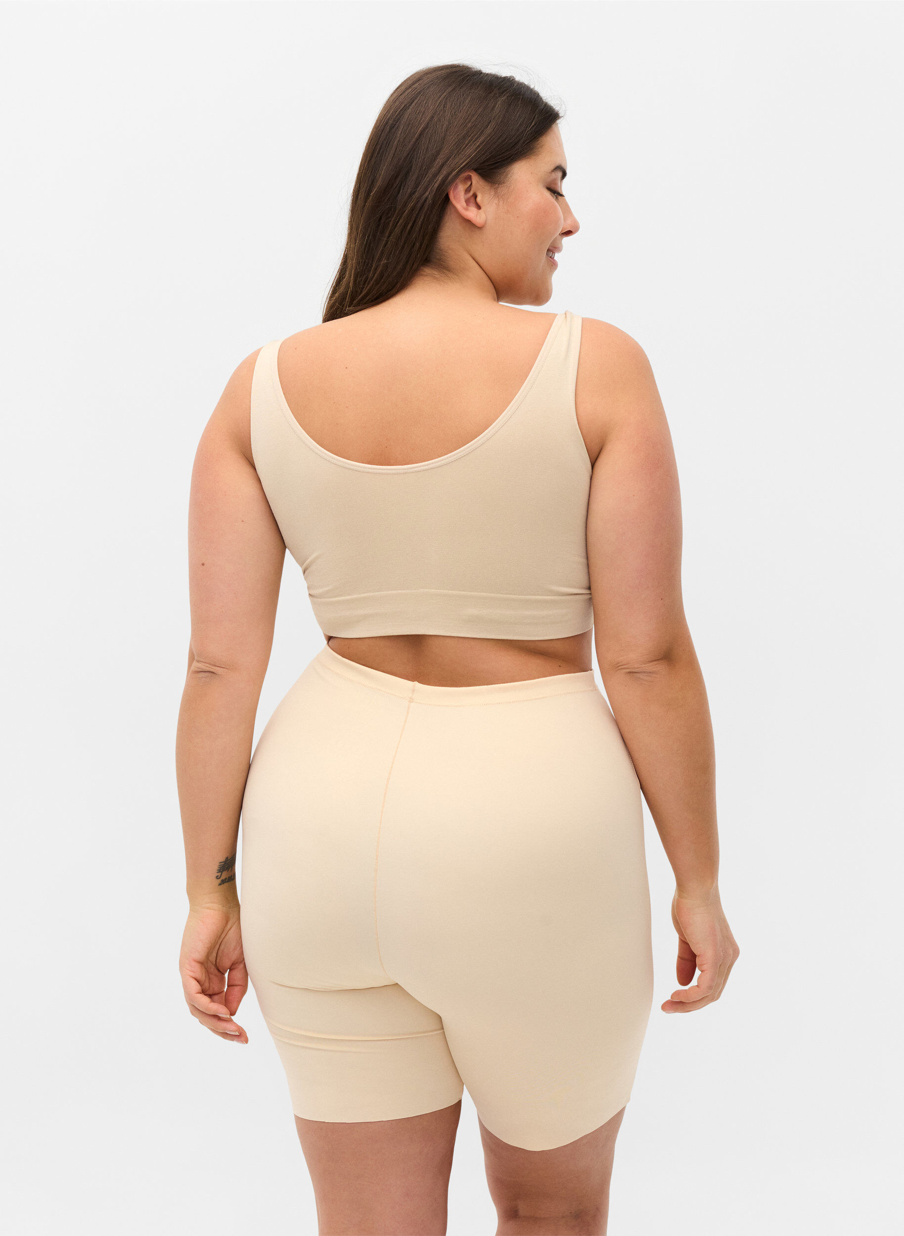 ZizziLight shapewearshorts med h&ouml;g midja, Beige, Model image number 1