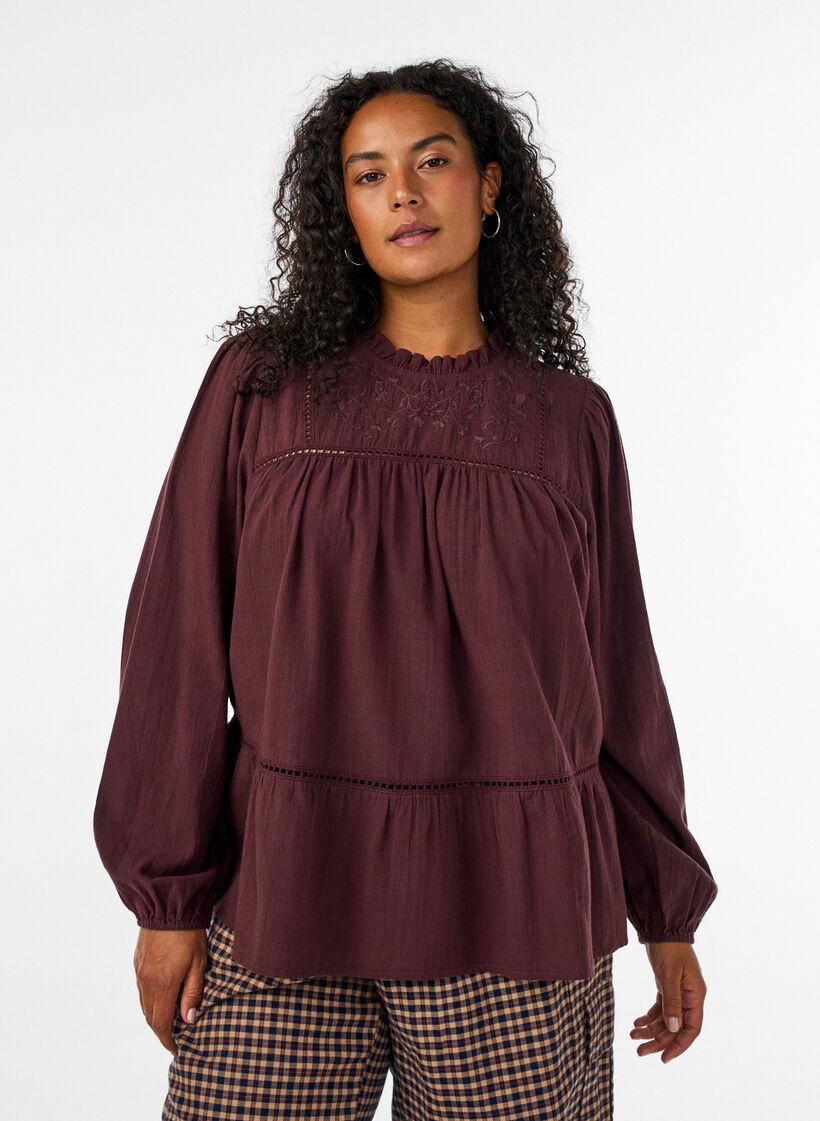 Blus med broderi och h&aring;lbroderad kantning, M&ouml;rk Bordeaux, Model image number 0