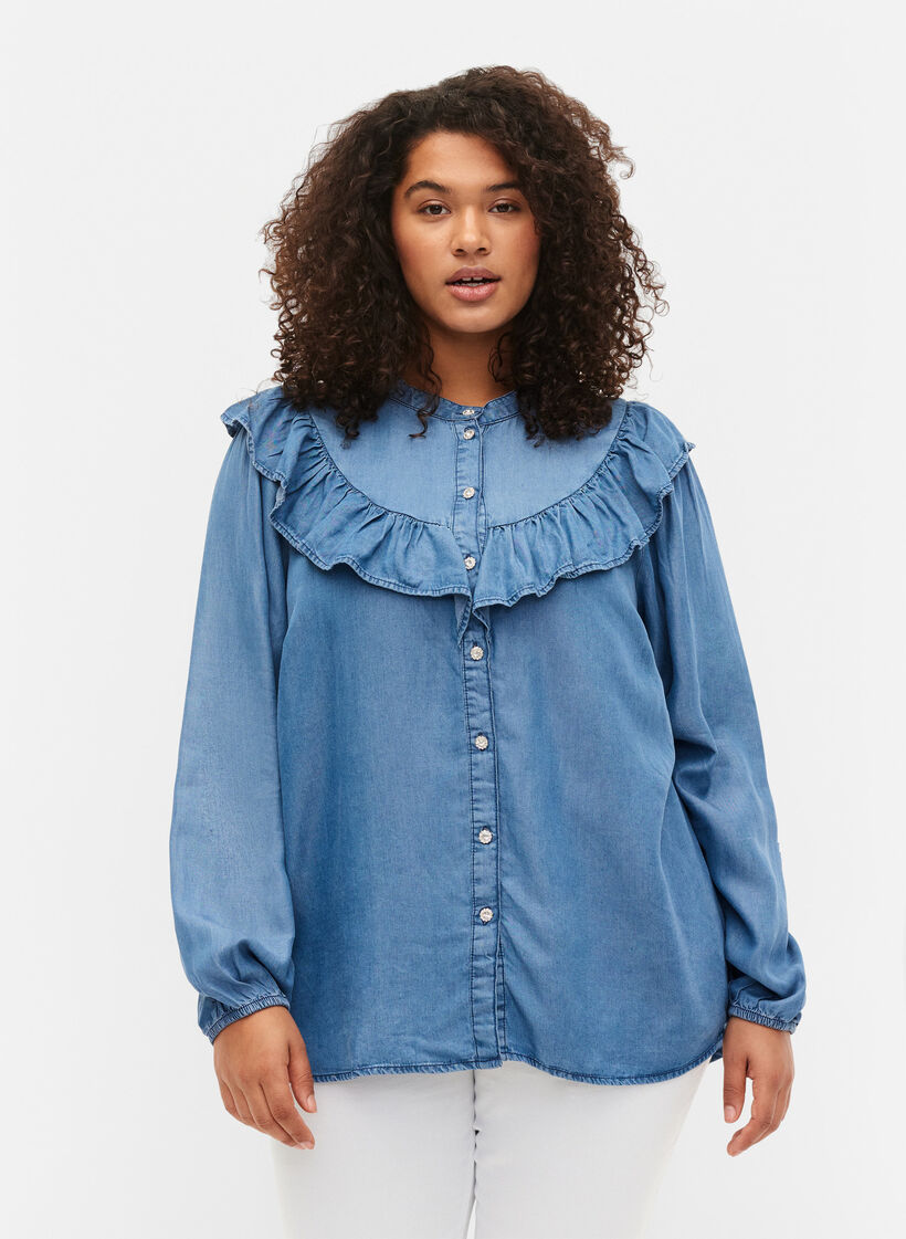 Långärmad skjorta med volanger i lyocell(TENCEL™), Blue denim, Model