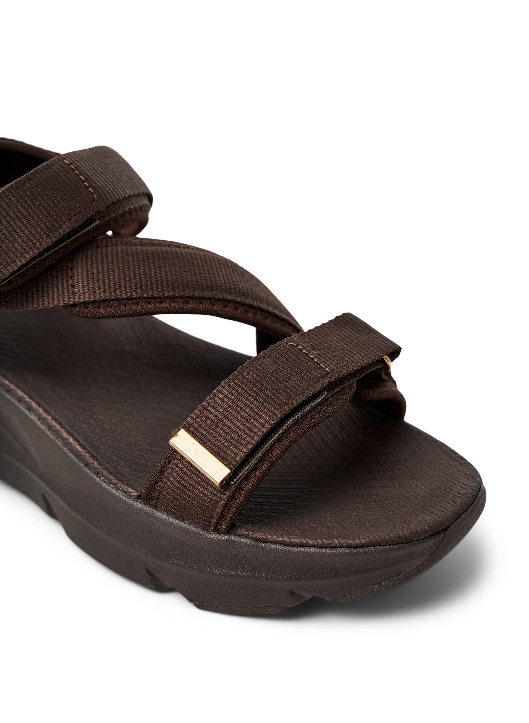 ZizziBekv&auml;m sandal med kardborreband och h&aring;lfotsst&ouml;d, Brun, Packshot image number 3