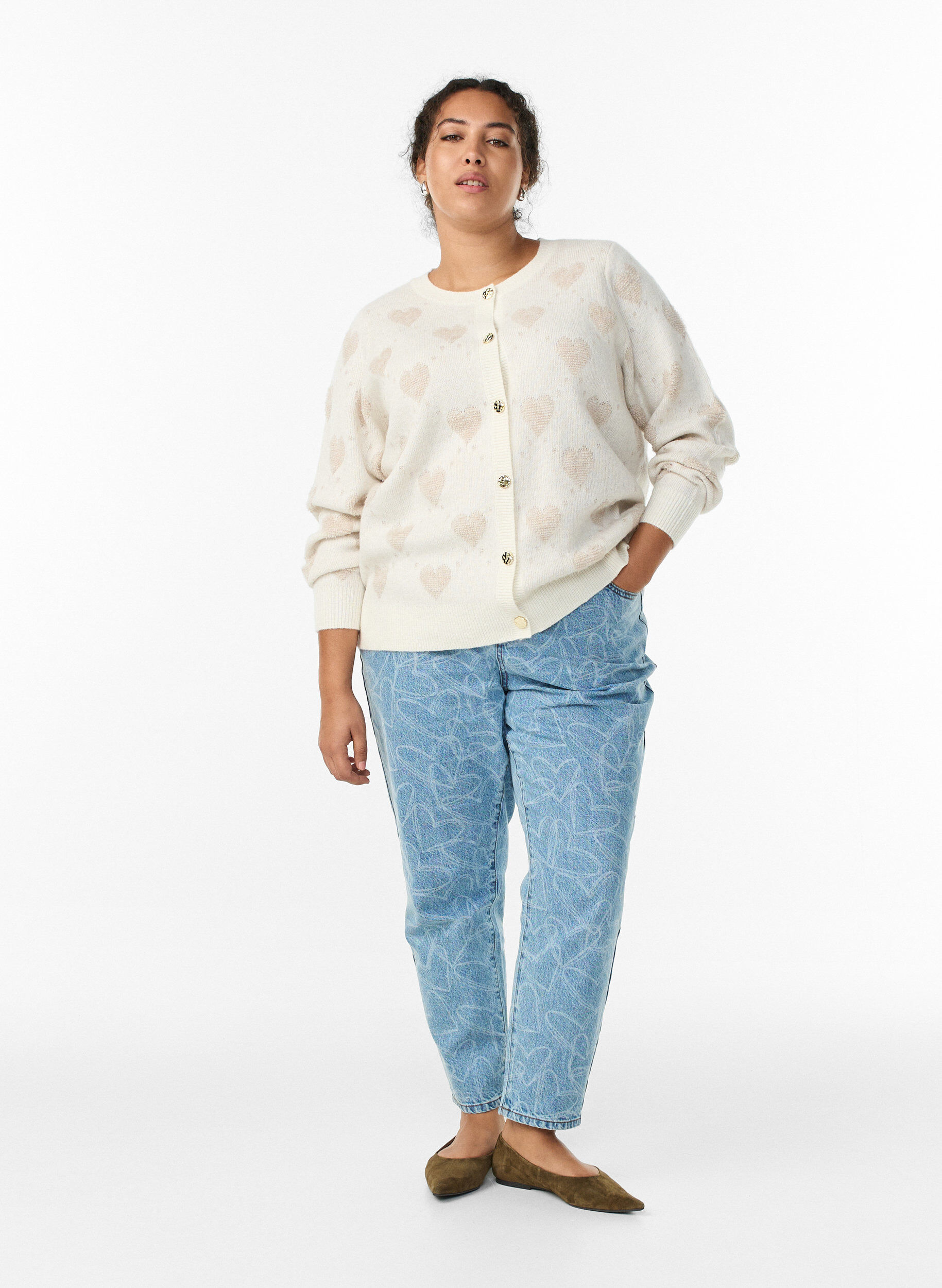 Zizzi Kofta med hj&auml;rtan och guldf&auml;rgade knappar, Beige, Model image number 1