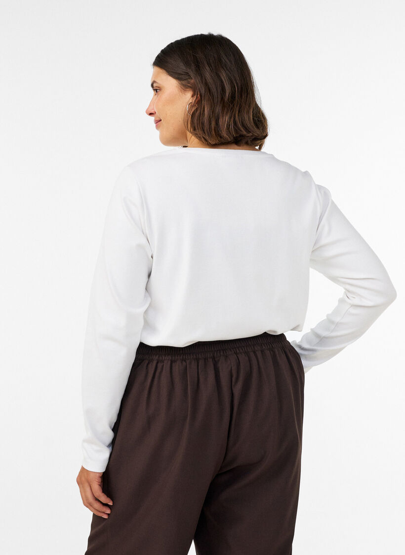 L&aring;ng&auml;rmad bas-T-shirt med rund hals, Vit, Model image number 2