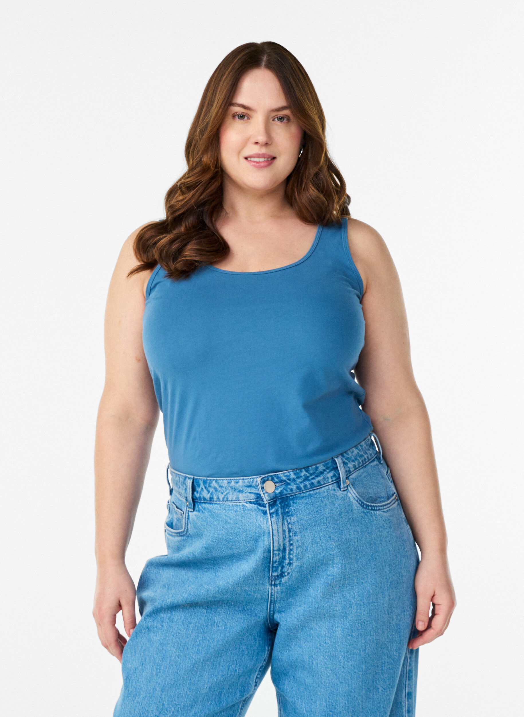 Zizzi Solid f&auml;rg bas topp i bomull, Bl&aring;, Model image number 0