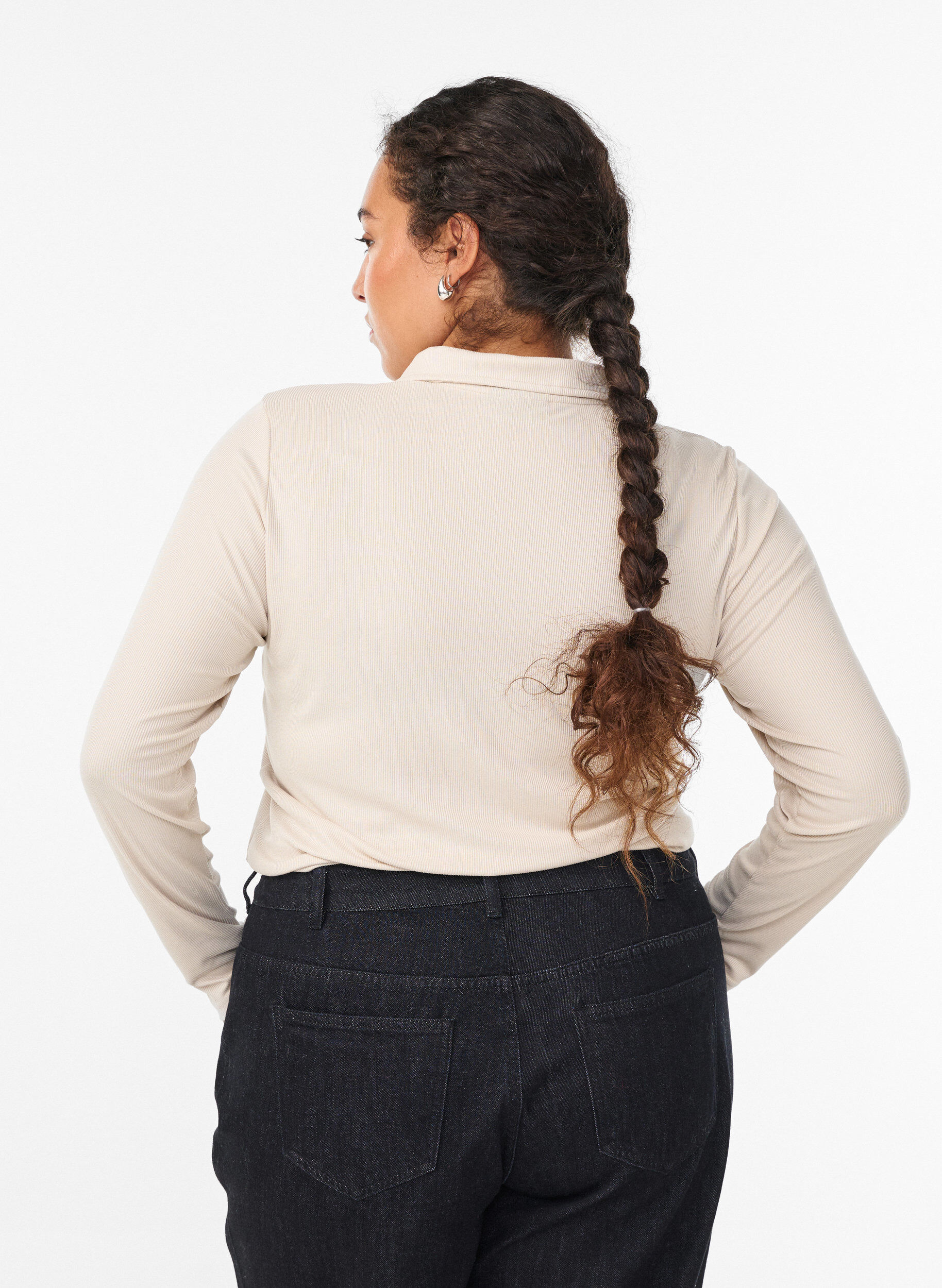 Zizzi Pik&eacute;tr&ouml;ja i mjuk ribb med l&aring;nga &auml;rmar, Beige, Model image number 2