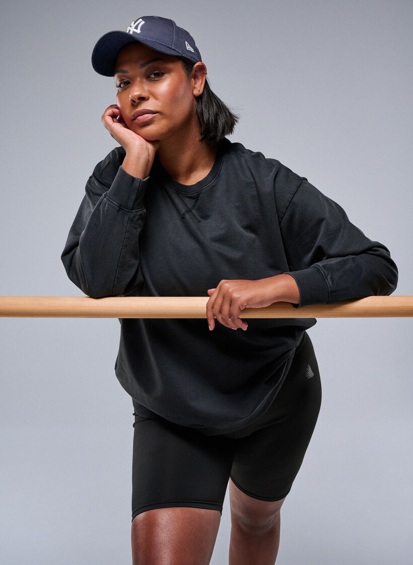 L&ouml;st sittande sweatshirt med tv&auml;ttad look, Gr&aring;, Image image number 0