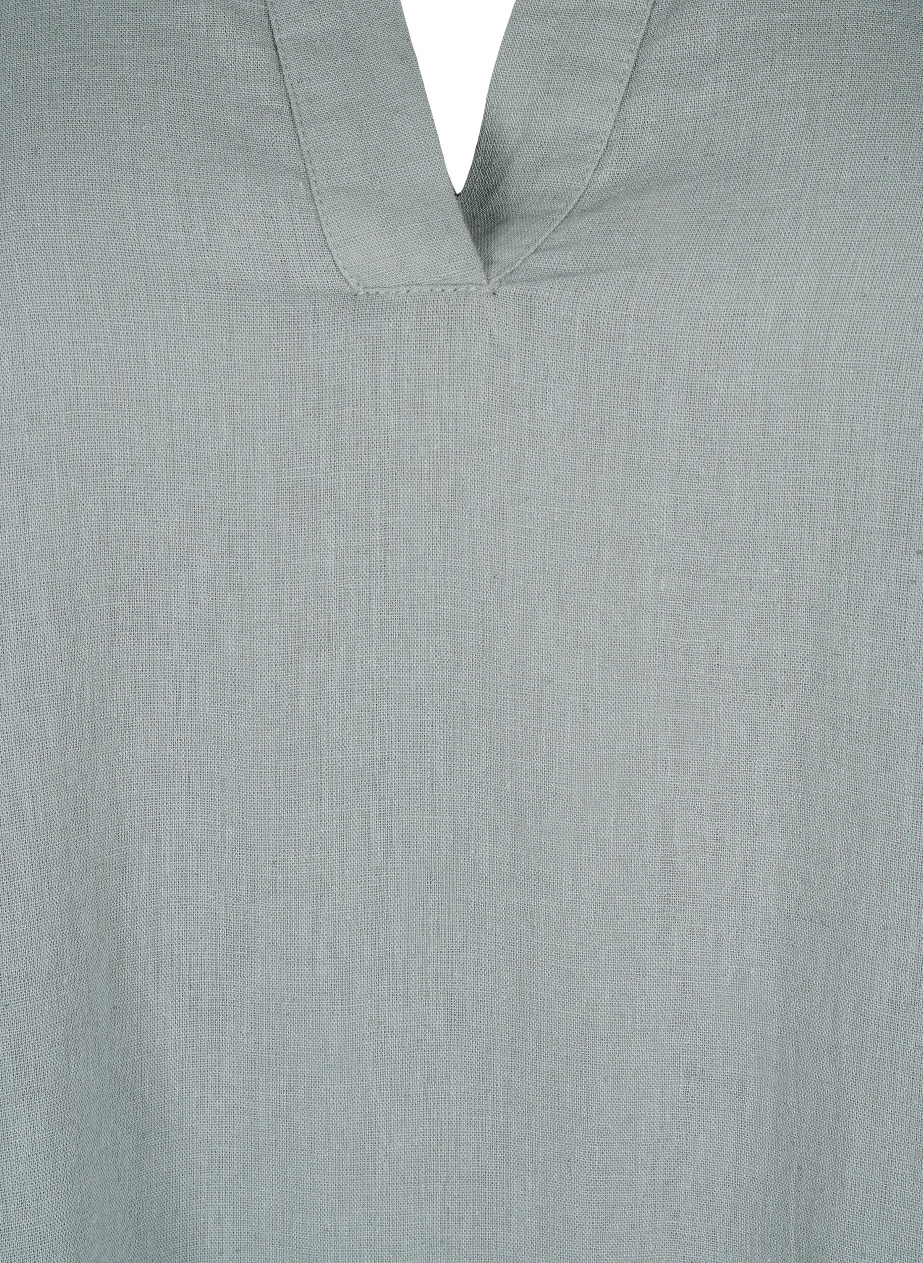 Zizzi Kl&auml;nning i bomull och linne med V-ringning, Chinois Green, Packshot image number 2