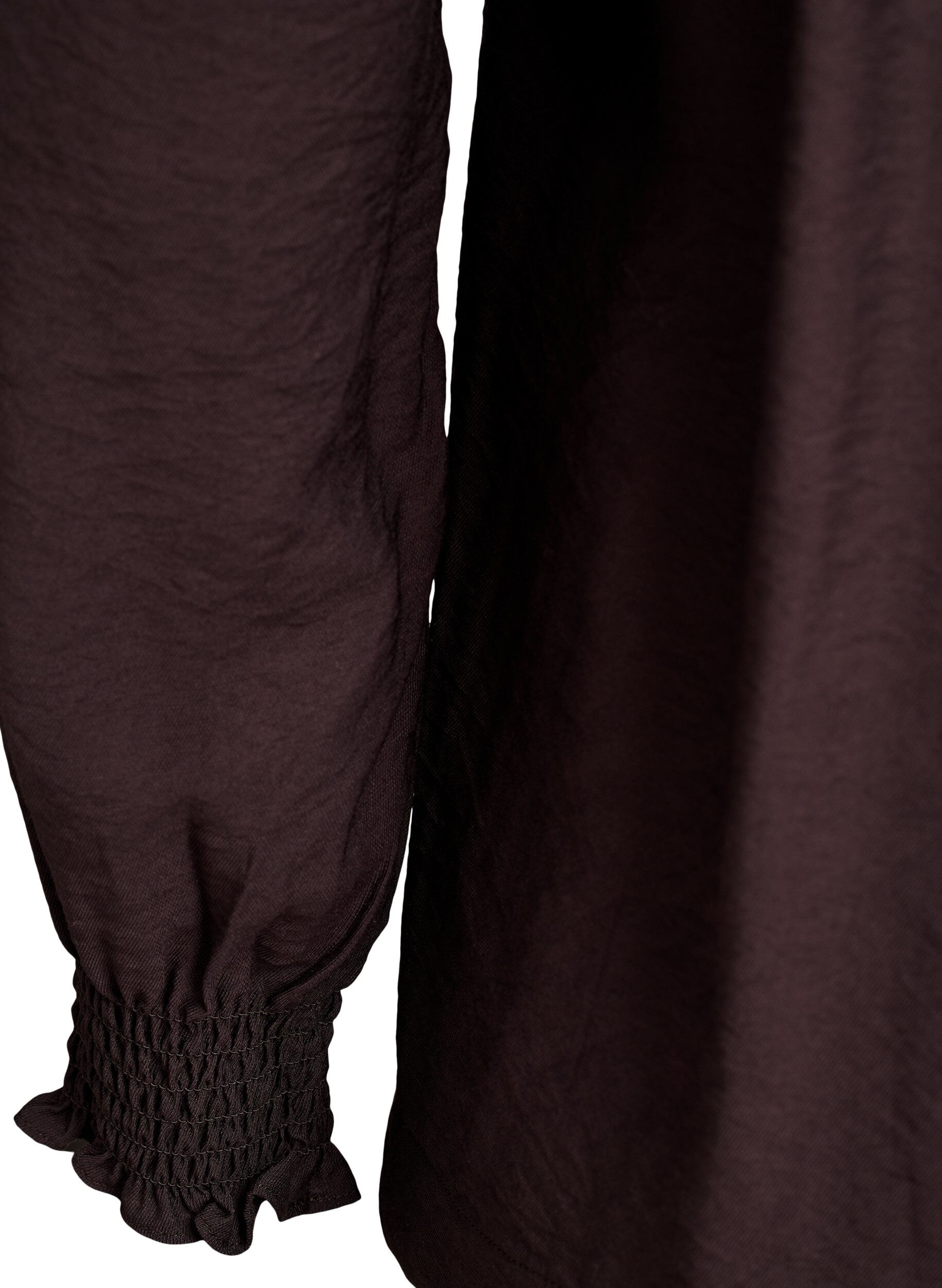 ZizziViskosblus med smock och rynkade detaljer, Brun, Packshot image number 3