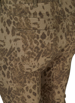 Mönstrade Amy Jeans, Green Leopard, Packshot image number 3